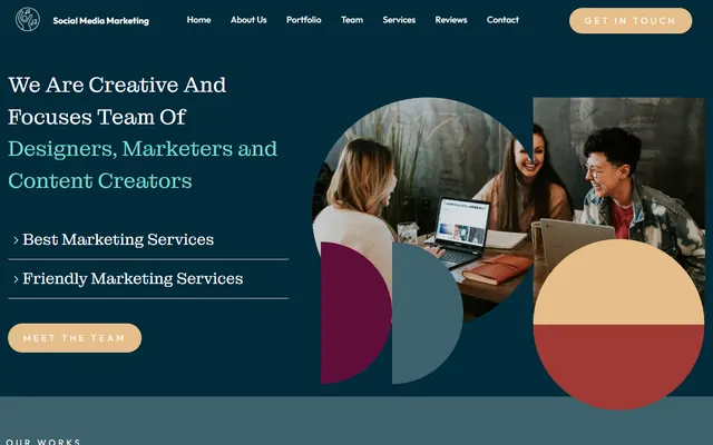 Social media marketing website made with Mobirise, desktop view